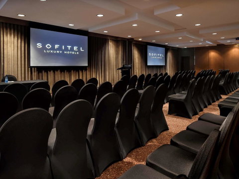 Sofitel Gold Coast Broadbeach - Whitsundays Accommodation 38