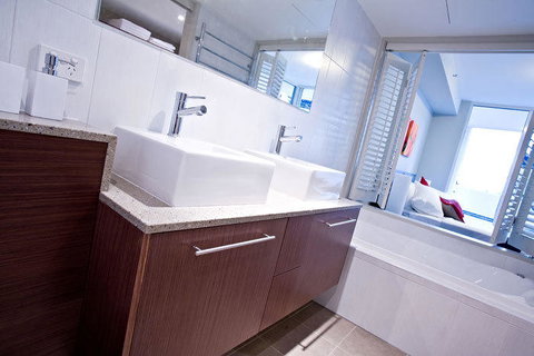 Lanai Riverside Apartments - Whitsundays Accommodation 17