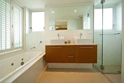 Lanai Riverside Apartments - Whitsundays Accommodation 39