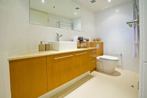 Lanai Riverside Apartments - Whitsundays Accommodation 26