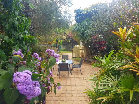 The Guesthouse Maleny - Whitsundays Accommodation 2