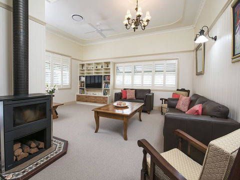The Guesthouse Maleny - Whitsundays Accommodation 25