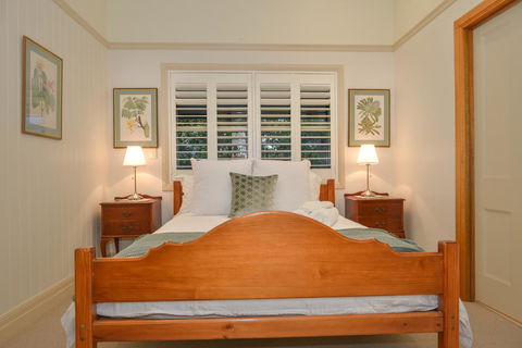 The Guesthouse Maleny - Whitsundays Accommodation 16