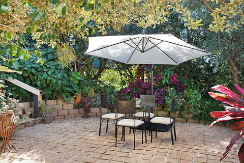 The Guesthouse Maleny - Whitsundays Accommodation 23