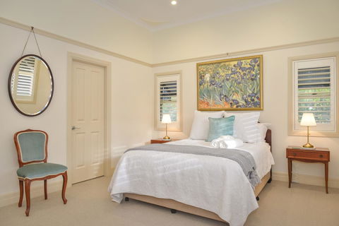 The Guesthouse Maleny - Whitsundays Accommodation 17