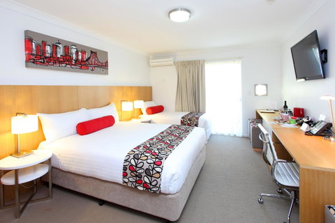 Best Western Gregory Terrace - Whitsundays Accommodation 0