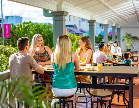 Hides Hotel - Whitsundays Accommodation 30