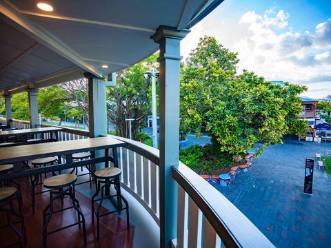 Hides Hotel - Whitsundays Accommodation 44