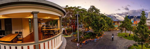 Hides Hotel - Whitsundays Accommodation 12