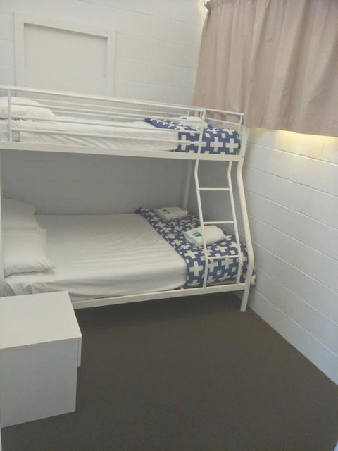 Arkana Motel - Whitsundays Accommodation 11