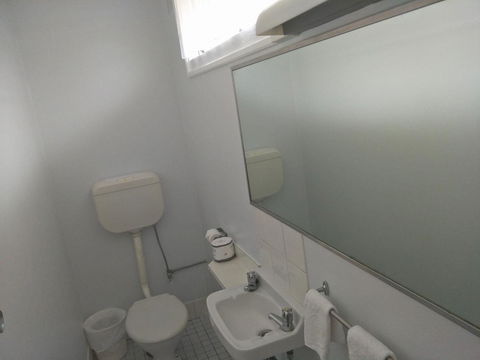 Arkana Motel - Whitsundays Accommodation 16