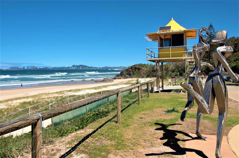 Grande Florida Beachside Resort - Whitsundays Accommodation 1