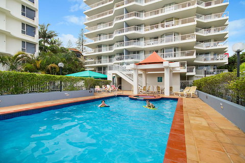 Rainbow Bay Resort Holiday Apartments - Whitsundays Accommodation 1