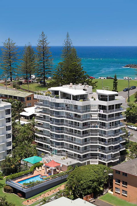 Rainbow Bay Resort Holiday Apartments - Whitsundays Accommodation 0