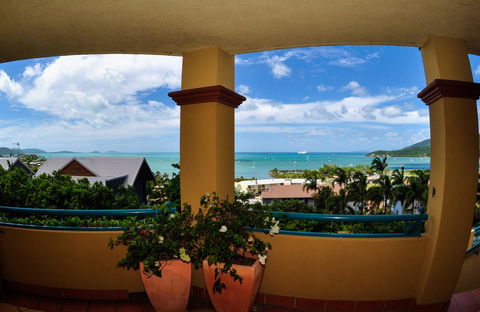 Toscana Village Resort - Whitsundays Accommodation 41