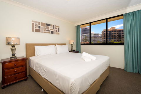 Breakers North Absolute Beachfront Apartments - Official - Whitsundays Accommodation 19