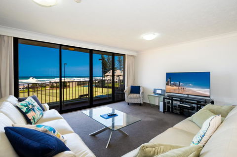 Breakers North Absolute Beachfront Apartments - Official - Whitsundays Accommodation 22