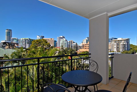 Spring Hill Mews Apartments - Whitsundays Accommodation 24