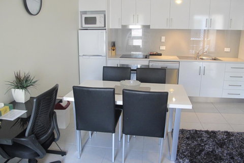 Spring Hill Mews Apartments - Whitsundays Accommodation 16