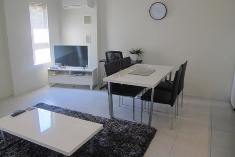 Spring Hill Mews Apartments - Whitsundays Accommodation 17