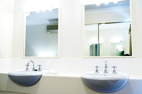 Spring Hill Mews Apartments - Whitsundays Accommodation 19
