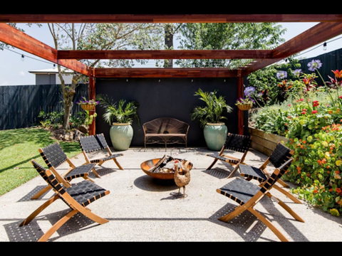Sam's Buderim Mountain Guest House - Whitsundays Accommodation 12