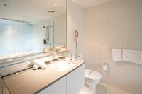 Circle On Cavill Surfers Paradise Apartments