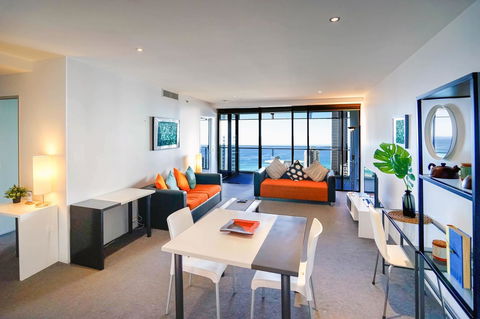 Circle On Cavill Surfers Paradise Apartments-Holiday Paradise - Whitsundays Accommodation 16