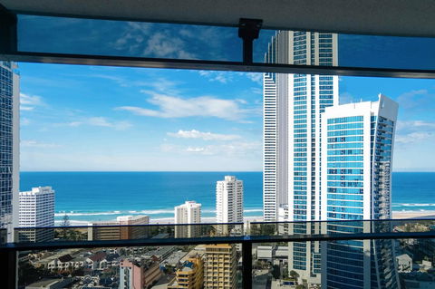 Circle On Cavill Surfers Paradise Apartments-Holiday Paradise - Whitsundays Accommodation 20