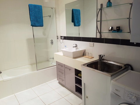 Sutton's Beach Unit - Whitsundays Accommodation 18