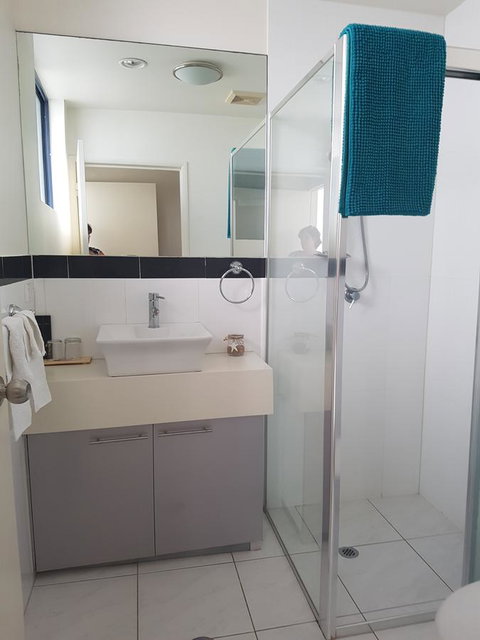 Sutton's Beach Unit - Whitsundays Accommodation 11