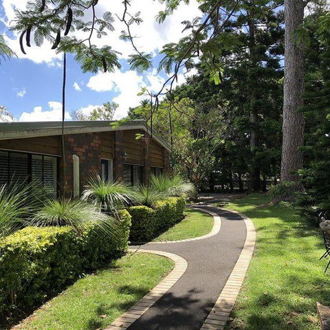 Montville Holiday Apartments - Whitsundays Accommodation 2