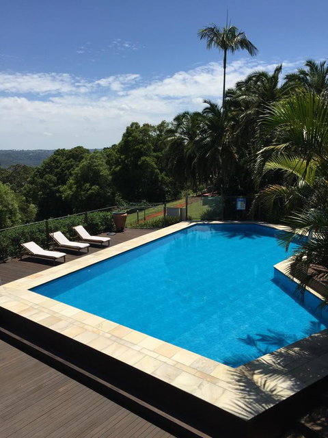 Montville Holiday Apartments - Whitsundays Accommodation 28