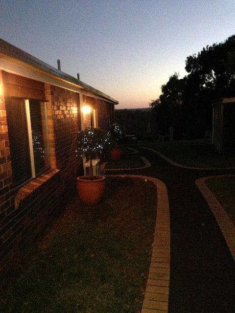 Montville Holiday Apartments - Whitsundays Accommodation 21
