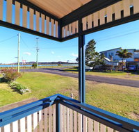 Waterside Retreat - Whitsundays Accommodation