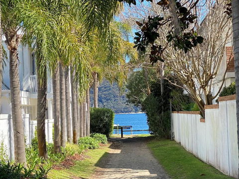 Waterside Retreat At Iluka Resort Apartments - Whitsundays Accommodation 0