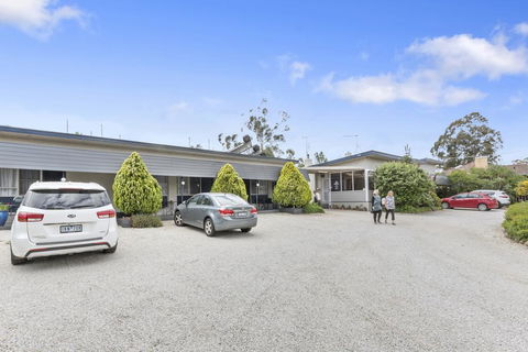 Wattle Grove Motel Maryborough - Whitsundays Accommodation 2