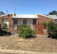 Wattle hill cottage - Whitsundays Accommodation