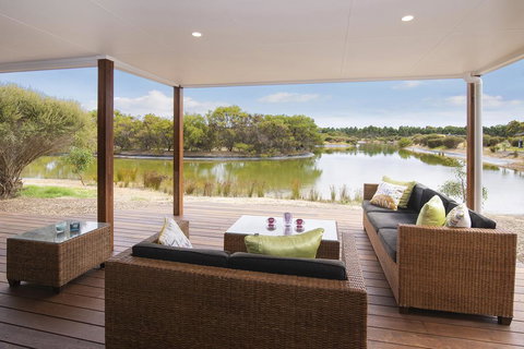 Wharfedale - Whitsundays Accommodation 2