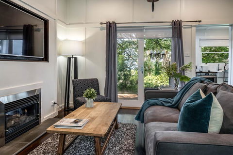 White Gates - Whitsundays Accommodation 3