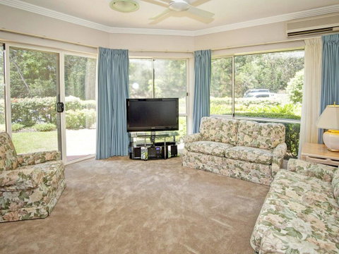 Whitesands G1 - Whitsundays Accommodation 0