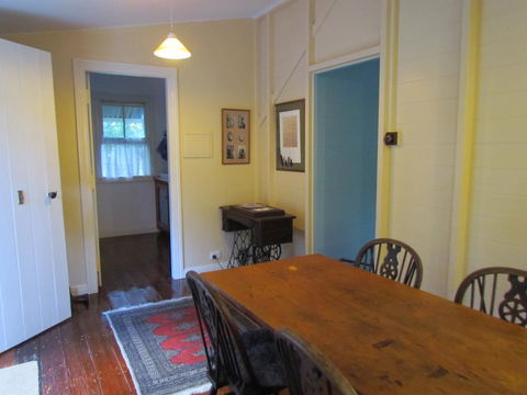 Whitsunday Cane Cutters Cottage - Whitsundays Accommodation 3
