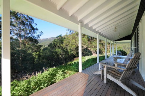 Willabrook Retreat - Rest Cottage - Spoil Yourself! - Whitsundays Accommodation 2
