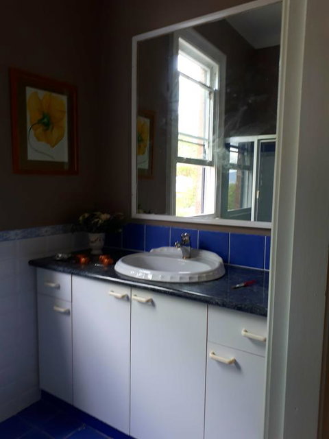 Willowgate Hall Luxury Hosted B&B - Whitsundays Accommodation 3