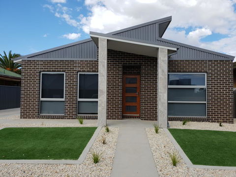 Wimmera Plains - Whitsundays Accommodation 0