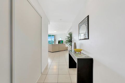 Wings Luxury Apartment Pink Poodle - Whitsundays Accommodation 0