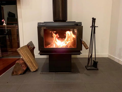 Witches Falls Cottages - Whitsundays Accommodation 1