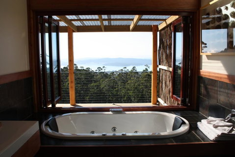 Woodbridge Hill Hideaway - Whitsundays Accommodation 0