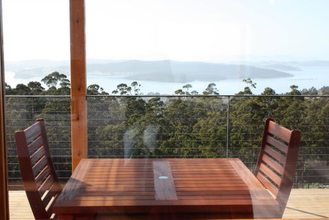 Woodbridge Hill Hideaway - Whitsundays Accommodation 2