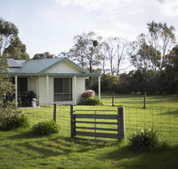 Woongara Cottage - Pet friendly country retreat - Whitsundays Accommodation